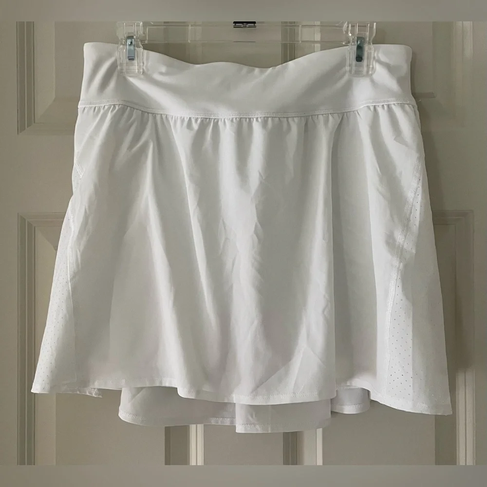 -SPANX white Get Moving Skort UPF 50 + sun protection, interior pocket, size XL